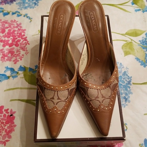 Coach heels - Picture 1 of 3